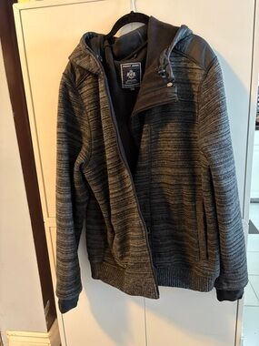Point Zero Men's Charcoal Heather Full-Zip Hooded Sweater